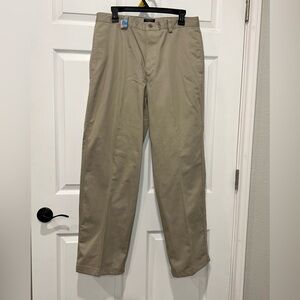 Dockers Men's Chino Pants Khaki Tan Classic Fit Flat Front Cotton Size 34x32